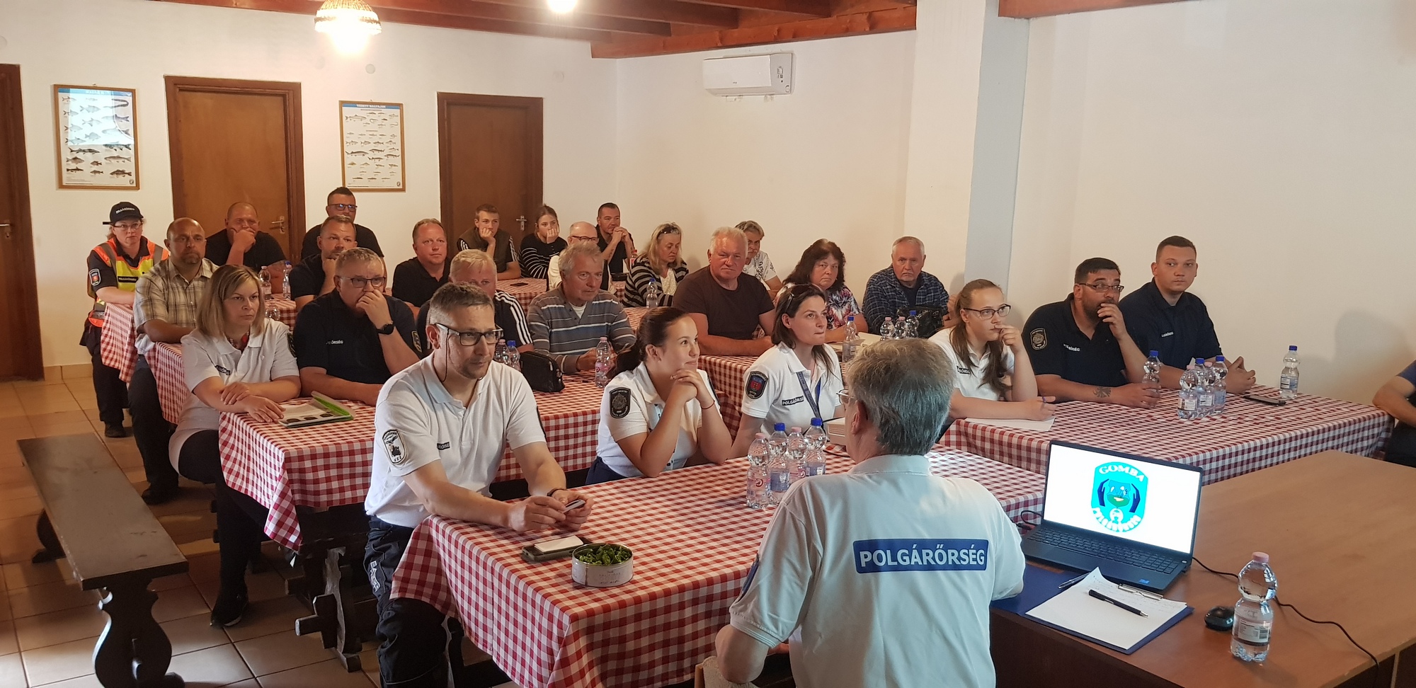 Polgárőröket oktatnak Gombán