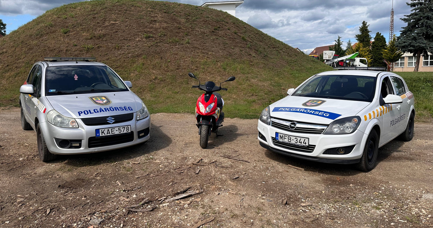 Gyömrői polgárőr autók