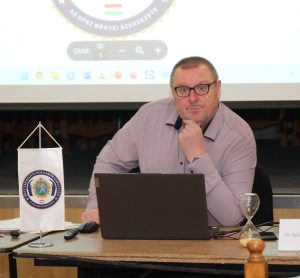 Dr. Bilisics Péter